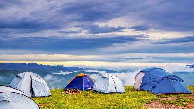 テントの数え方の正解は1張り 2張り 単位の語源は張の漢字にアリ